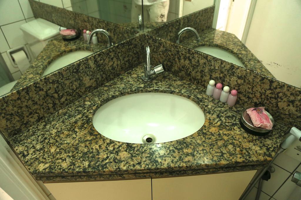 フォルタレザ Apartamento Vila Costeiraアパートホテル 部屋 写真